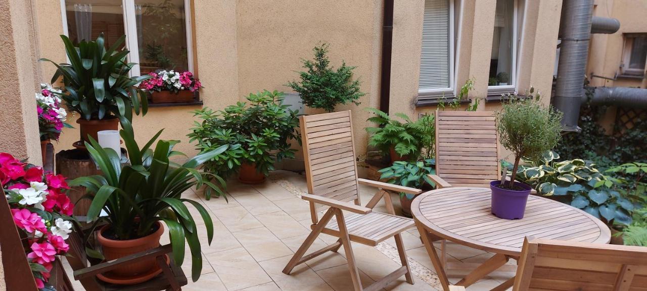 Monciak Apartment *